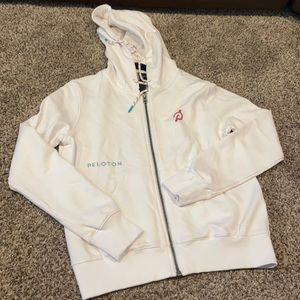 NWT peloton sweatshirt